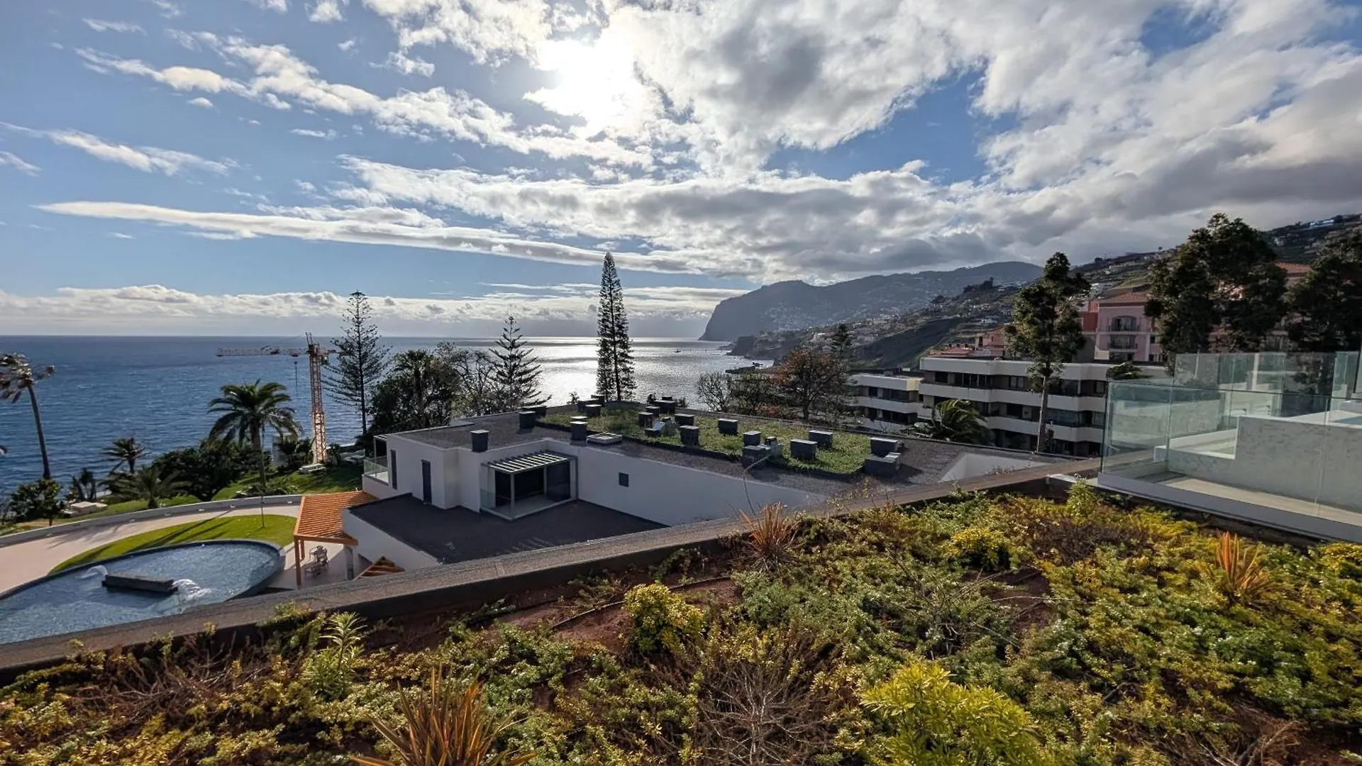 Breathtaking Oceanfront Living, Sunset Facing 3-Bedroom Flat In Acqua Residences Funchal  0*, Funchal (Madeira) Portugalsko