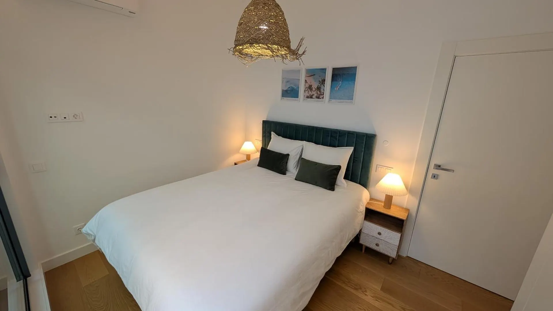 アパート Breathtaking Oceanfront Living, Sunset Facing 3-Bedroom Flat In Acqua Residences フンシャル ポルトガル